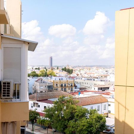 Apartamento Familiar Maria Auxiliadora Севилья Экстерьер фото