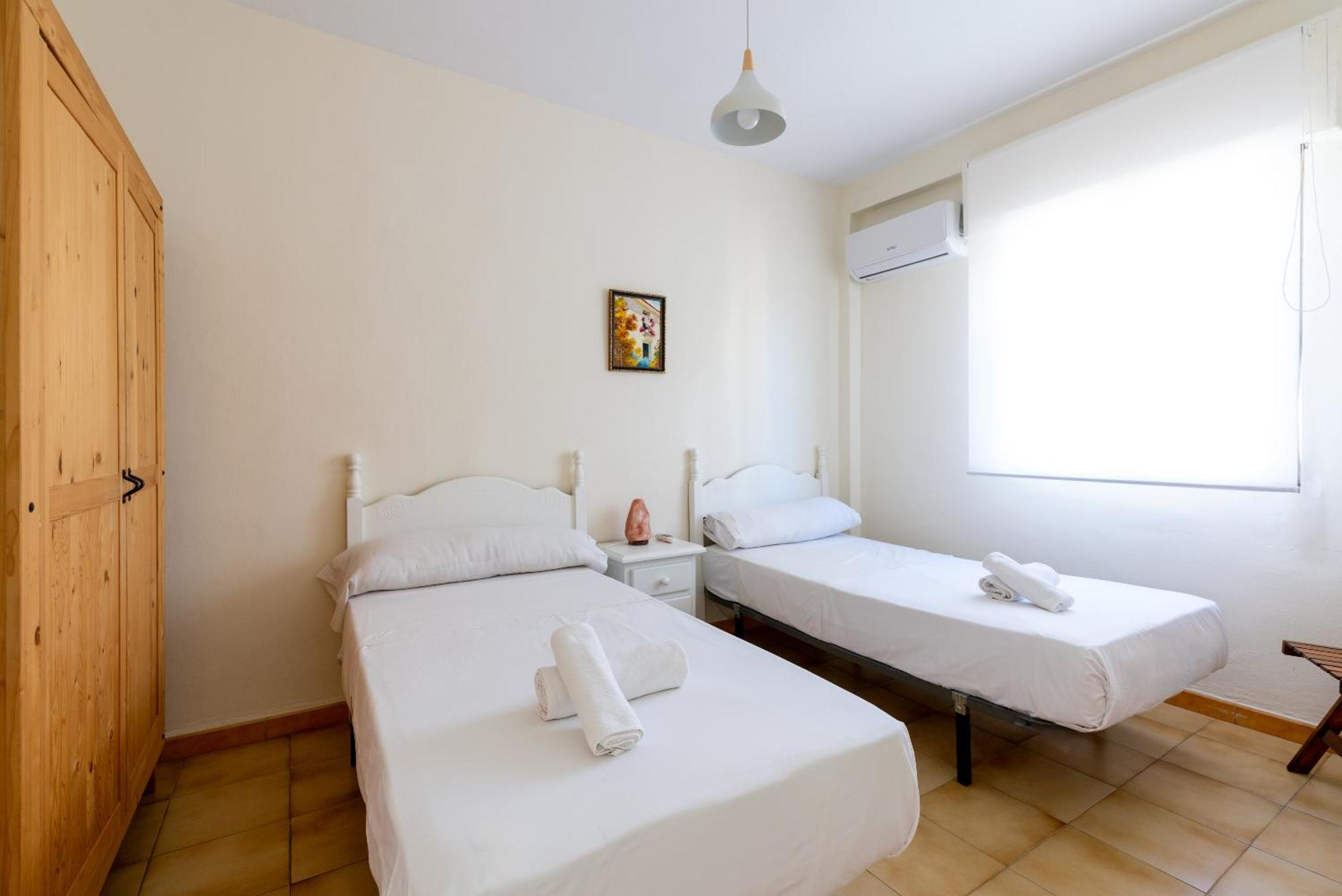 Apartamento Familiar Maria Auxiliadora Севилья Экстерьер фото