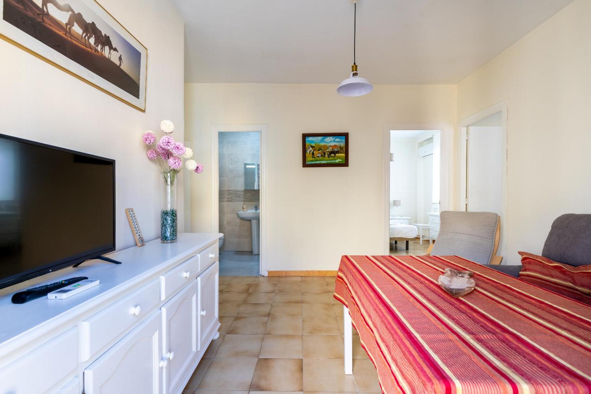 Apartamento Familiar Maria Auxiliadora Севилья Экстерьер фото
