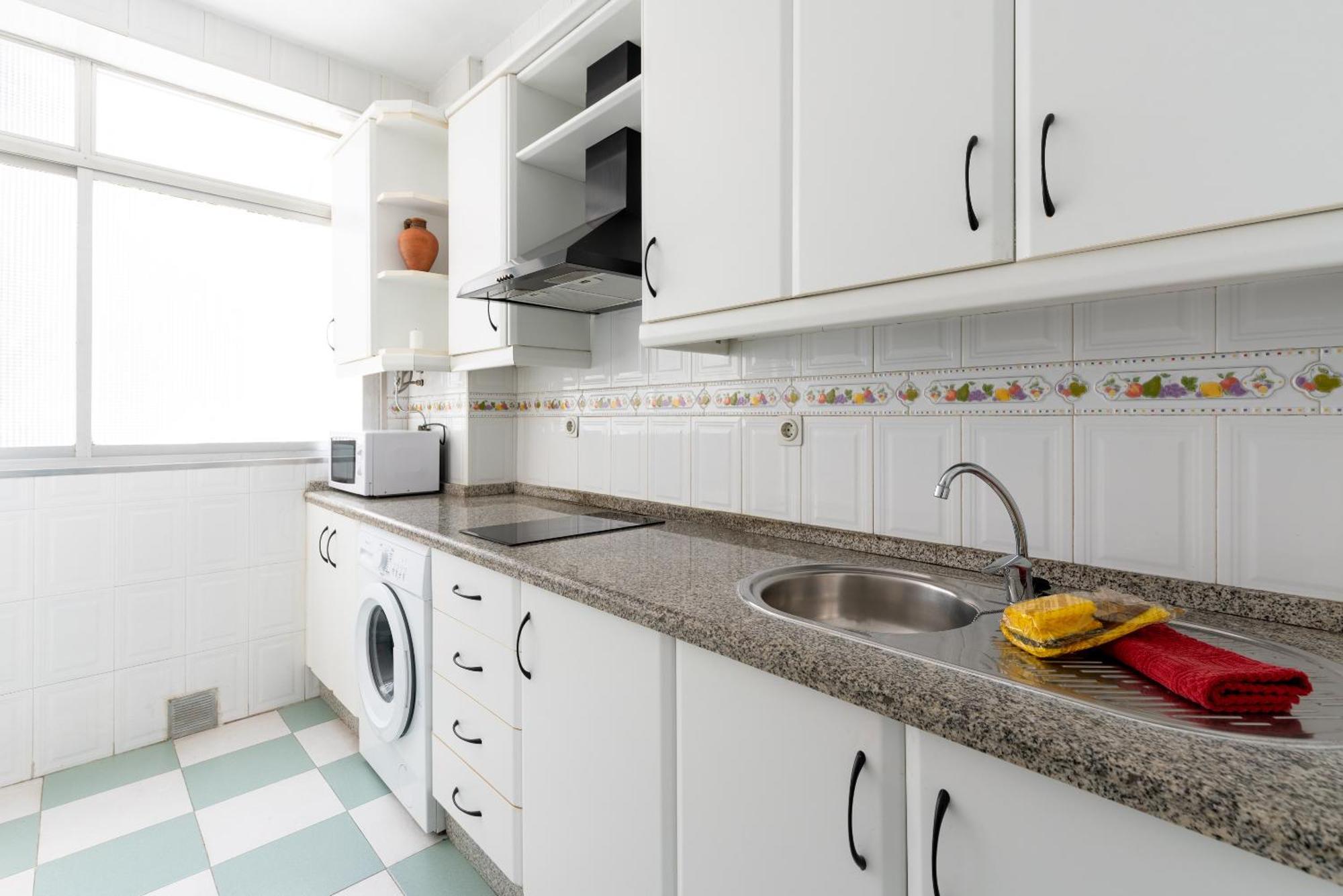 Apartamento Familiar Maria Auxiliadora Севилья Экстерьер фото