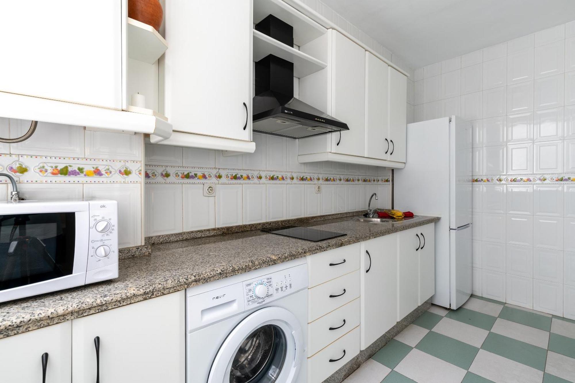 Apartamento Familiar Maria Auxiliadora Севилья Экстерьер фото